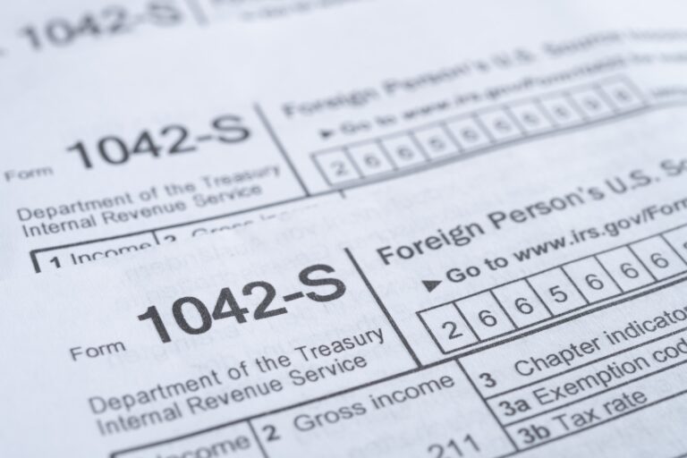 what-is-the-difference-between-irs-form-1042-and-1042-s-1099fire-tax